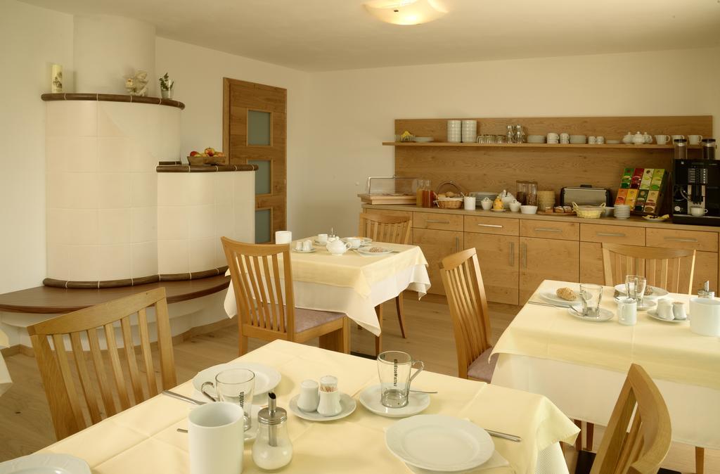 Krebishof Agriturismo Schenna Kamer foto