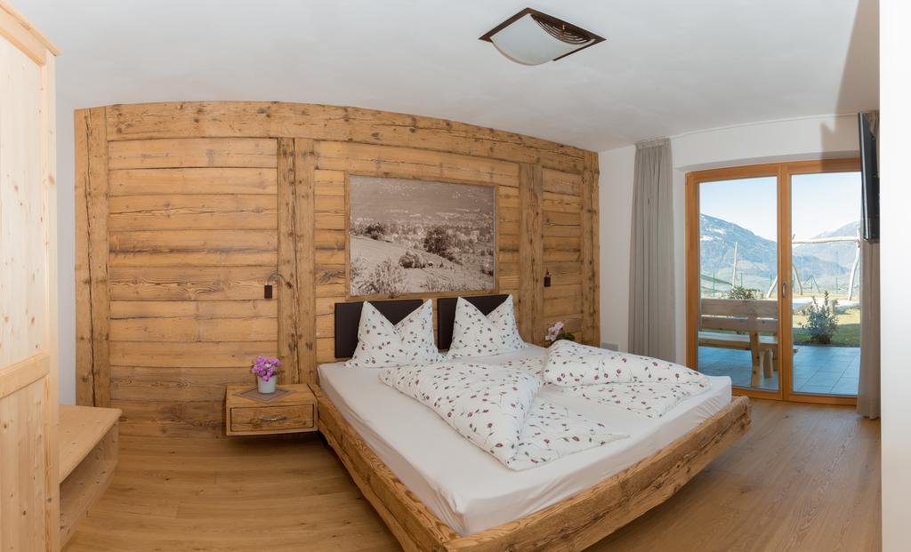 Krebishof Agriturismo Schenna Buitenkant foto