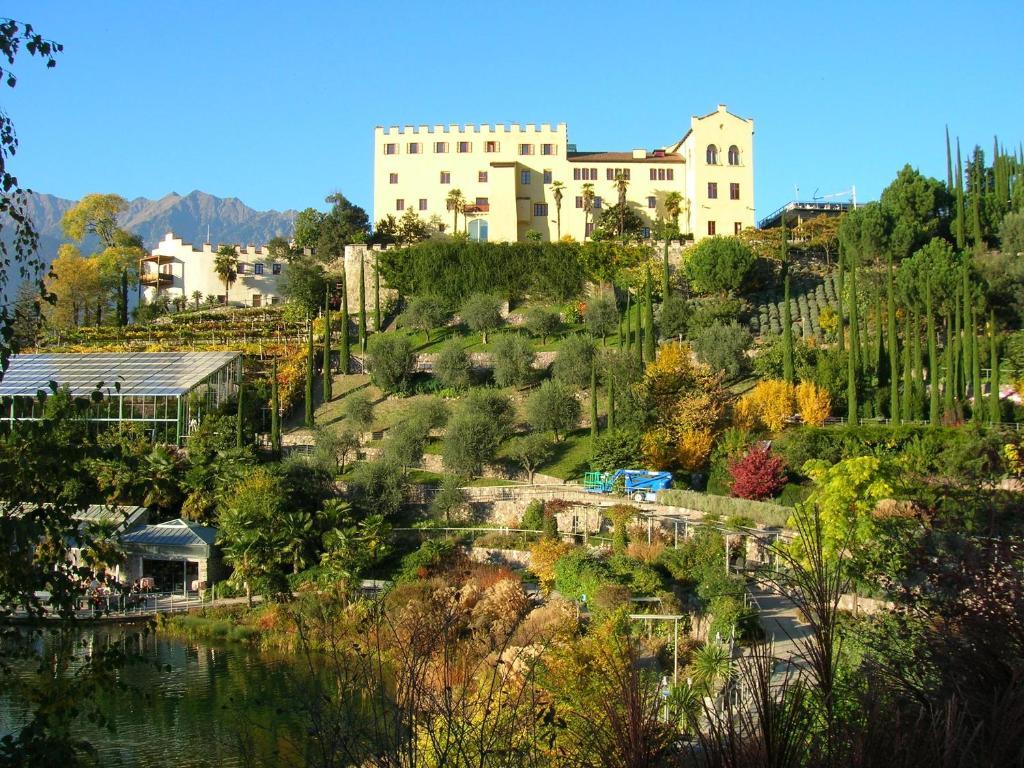 Krebishof Agriturismo Schenna Buitenkant foto